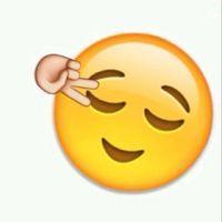 emoji和他的小伙伴搞笑表情 和我說話請投幣