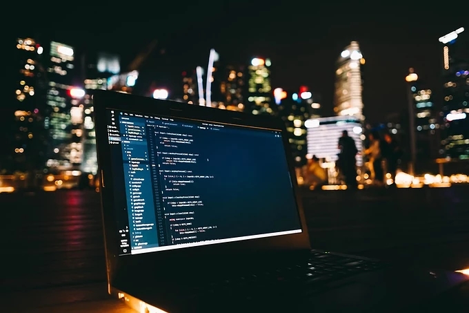 最新編程語言排名：Python超Java、JS保持領頭羊