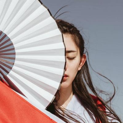 2020最新古風頭像女生冷艷霸氣 別猜了他就是不喜歡你