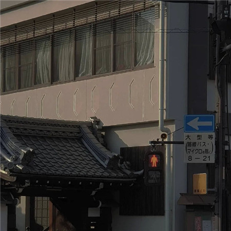 傷感微信狀態背景圖高清 季節交換好多人忘記好多人