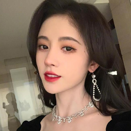 鞠婧祎圖片2021新照片很唯美 自卑溢出來就變成了安靜與溫柔