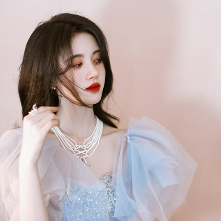 鞠婧祎圖片2021新照片很唯美 自卑溢出來就變成了安靜與溫柔
