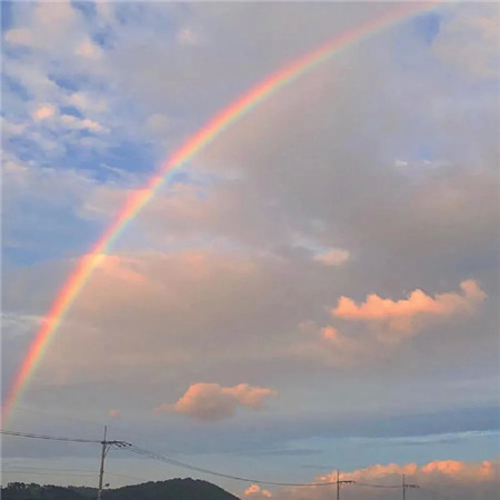 很甜美很可愛(ài)的朋友圈背景素材 秋有三五言我有幾朵浪漫