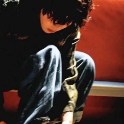 2021陽光帥氣清晰QQ男頭 都在用不同的方式長大誰也沒輕輕松松
