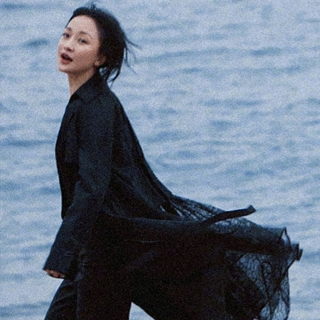 讓人驚呼yyds的俏皮的周迅的圖片 周公子靈動(dòng)大片合集2021