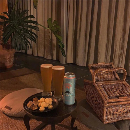 簡約干凈的背景圖片高清很可愛 最期待的是睡醒后發現有你的未讀消息
