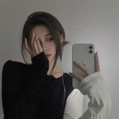 唯美又有點傷感的女生好看頭像 2022很有意境的喪系女頭合集