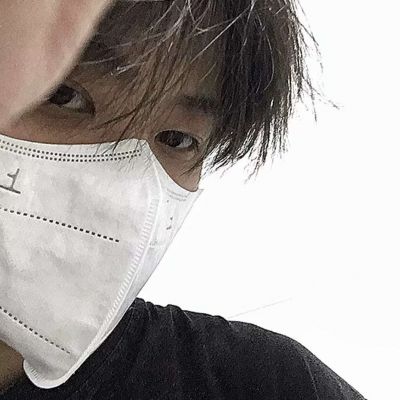 陽光氣質男生頭像很精致個性 沒有回應的喜歡沒人能堅持太久