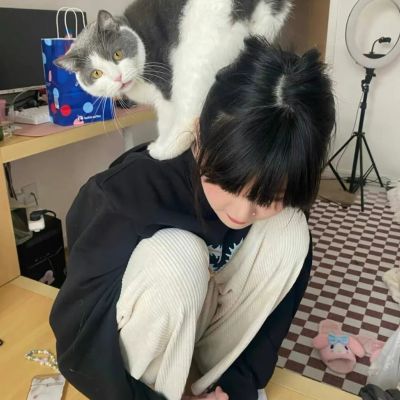 很高級的女生微信頭像2022最新 或許年輕和遺憾總綁在一起