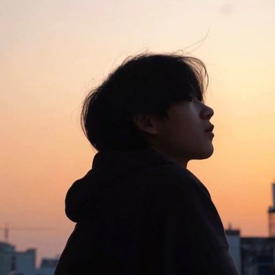 男生頭像ins高級質感真人很氣質 這世界有時很苦我想做你的那顆糖